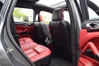 USED 2017 17 PORSCHE CAYENNE 4.2 TD V8 S SUV 5dr Diesel TiptronicS 4WD Euro 6 (s/s) (385 ps) 1 OWNER / PAN ROOF / AIR SUSP