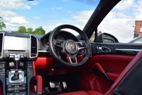 USED 2017 17 PORSCHE CAYENNE 4.2 TD V8 S SUV 5dr Diesel TiptronicS 4WD Euro 6 (s/s) (385 ps) 1 OWNER / PAN ROOF / AIR SUSP