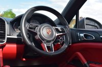 USED 2017 17 PORSCHE CAYENNE 4.2 TD V8 S SUV 5dr Diesel TiptronicS 4WD Euro 6 (s/s) (385 ps) 1 OWNER / PAN ROOF / AIR SUSP