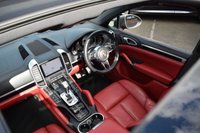 USED 2017 17 PORSCHE CAYENNE 4.2 TD V8 S SUV 5dr Diesel TiptronicS 4WD Euro 6 (s/s) (385 ps) 1 OWNER / PAN ROOF / AIR SUSP