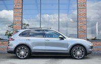 USED 2017 17 PORSCHE CAYENNE 4.2 TD V8 S SUV 5dr Diesel TiptronicS 4WD Euro 6 (s/s) (385 ps) 1 OWNER / PAN ROOF / AIR SUSP