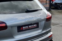 USED 2017 17 PORSCHE CAYENNE 4.2 TD V8 S SUV 5dr Diesel TiptronicS 4WD Euro 6 (s/s) (385 ps) 1 OWNER / PAN ROOF / AIR SUSP