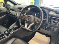 USED 2021 21 NISSAN LEAF 40kWh N-Connecta Hatchback 5 Door Electric Automatic Black 1 Former Keeper HEATED SEATS+360 CAMERAS+PRIV GLASS