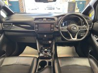 USED 2021 21 NISSAN LEAF 40kWh N-Connecta Hatchback 5 Door Electric Automatic Black 1 Former Keeper HEATED SEATS+360 CAMERAS+PRIV GLASS