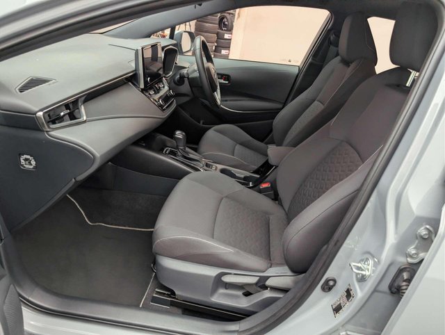 USED 2022 72 TOYOTA COROLLA 1.8 Corolla Icon Tech HEV CVT 5dr CLICK+COLLECT / HOME DELIVERY