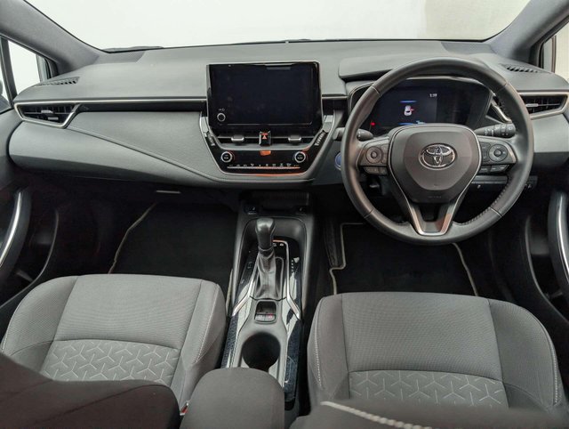 USED 2022 72 TOYOTA COROLLA 1.8 Corolla Icon Tech HEV CVT 5dr CLICK+COLLECT / HOME DELIVERY