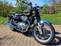 USED 2025 25 ROYAL ENFIELD Classic 650 650 Roadster/Retro Petrol Constant mesh Euro 5 (47 ps) 