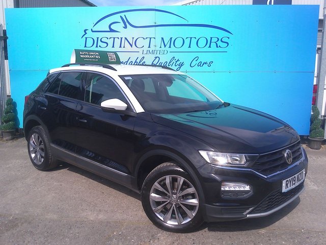 View our VOLKSWAGEN T-ROC