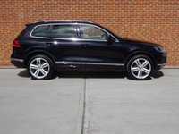 USED 2016 66 VOLKSWAGEN TOUAREG 3.0 TDI V6 BlueMotion Tech R-Line Plus Tiptronic 4WD Euro 6 (s/s) 5dr 21in ALLOYS, PAN ROOF, REV CAM