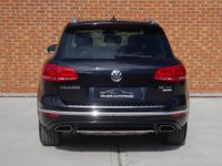USED 2016 66 VOLKSWAGEN TOUAREG 3.0 TDI V6 BlueMotion Tech R-Line Plus Tiptronic 4WD Euro 6 (s/s) 5dr 21in ALLOYS, PAN ROOF, REV CAM