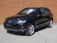 USED 2016 66 VOLKSWAGEN TOUAREG 3.0 TDI V6 BlueMotion Tech R-Line Plus Tiptronic 4WD Euro 6 (s/s) 5dr 21in ALLOYS, PAN ROOF, REV CAM