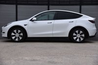 USED 2023 23 TESLA MODEL Y (Dual Motor) Long Range SUV 5dr Electric Auto 4WDE (384 bhp) 1 Owner from New | 2 Keys | Glass Panoramic Roof | VAT Qualifying |Battery Health 93% |  2x Charging Cables Included | Satellite Navigation | Full Black Leather Upholstry | Privacy Glass | Towing Hitch | Pearlescent Paint - Pearl White | 19" Alloy Wheels - Gemini | Tesla Manufacturers Warranty | MOT Valid (19/03/2027)