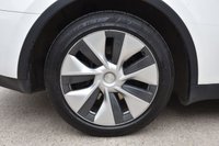 USED 2023 23 TESLA MODEL Y (Dual Motor) Long Range SUV 5dr Electric Auto 4WDE (384 bhp) 1 Owner from New | 2 Keys | Glass Panoramic Roof | VAT Qualifying |Battery Health 93% |  2x Charging Cables Included | Satellite Navigation | Full Black Leather Upholstry | Privacy Glass | Towing Hitch | Pearlescent Paint - Pearl White | 19" Alloy Wheels - Gemini | Tesla Manufacturers Warranty | MOT Valid (19/03/2027)