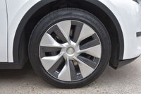 USED 2023 23 TESLA MODEL Y (Dual Motor) Long Range SUV 5dr Electric Auto 4WDE (384 bhp) 1 Owner from New | 2 Keys | Glass Panoramic Roof | VAT Qualifying |Battery Health 93% |  2x Charging Cables Included | Satellite Navigation | Full Black Leather Upholstry | Privacy Glass | Towing Hitch | Pearlescent Paint - Pearl White | 19" Alloy Wheels - Gemini | Tesla Manufacturers Warranty | MOT Valid (19/03/2027)