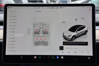 USED 2023 23 TESLA MODEL Y (Dual Motor) Long Range SUV 5dr Electric Auto 4WDE (384 bhp) 1 Owner from New | 2 Keys | Glass Panoramic Roof | VAT Qualifying |Battery Health 93% |  2x Charging Cables Included | Satellite Navigation | Full Black Leather Upholstry | Privacy Glass | Towing Hitch | Pearlescent Paint - Pearl White | 19" Alloy Wheels - Gemini | Tesla Manufacturers Warranty | MOT Valid (19/03/2027)