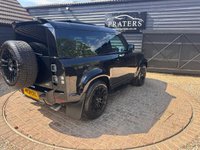 USED 2021 21 LAND ROVER DEFENDER 5.0 P525 V8 SUV 3dr Petrol Auto 4WD Euro 6 (s/s) (525 ps) Px Welcome Finance available
