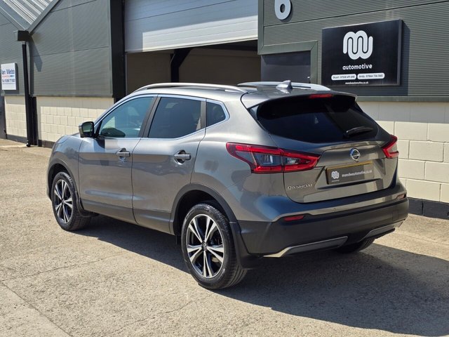 View our NISSAN QASHQAI