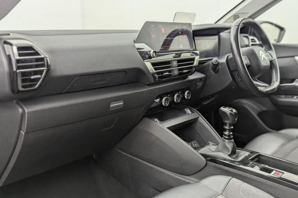 USED 2021 21 CITROEN C4 1.2 PureTech Shine Hatchback 5dr Petrol Manual Euro 6 (s/s) (130 ps) Car Play, Sat Nav, Camera,DAB