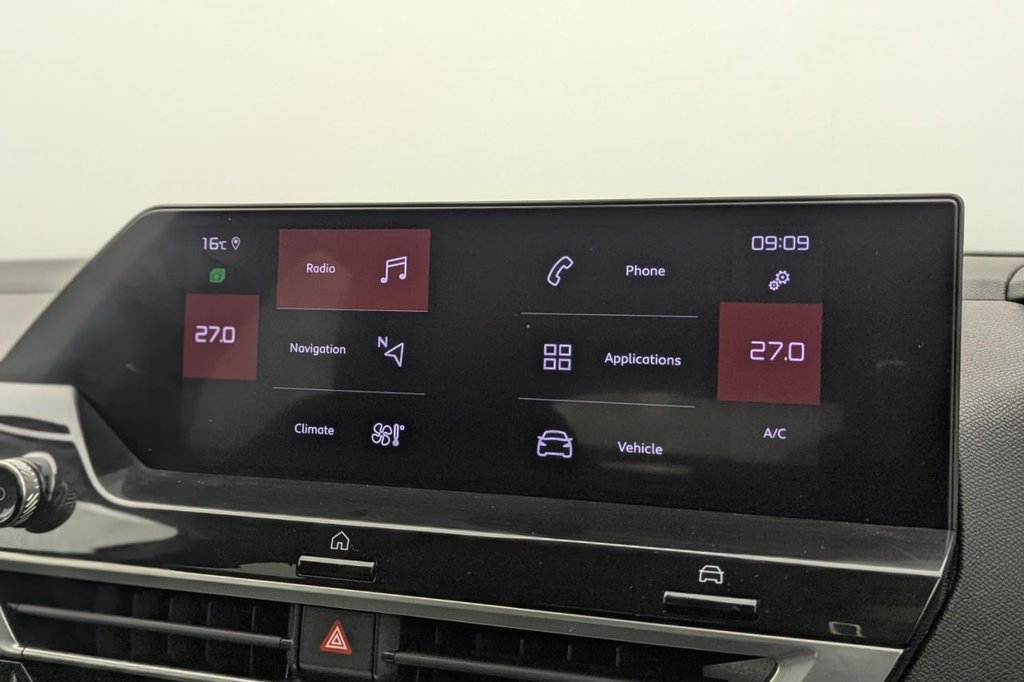 USED 2021 21 CITROEN C4 1.2 PureTech Shine Hatchback 5dr Petrol Manual Euro 6 (s/s) (130 ps) Car Play, Sat Nav, Camera,DAB