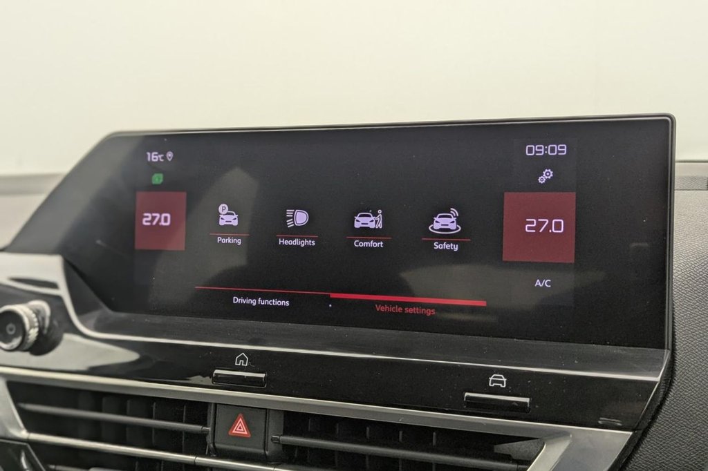 USED 2021 21 CITROEN C4 1.2 PureTech Shine Hatchback 5dr Petrol Manual Euro 6 (s/s) (130 ps) Car Play, Sat Nav, Camera,DAB
