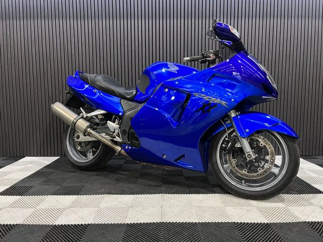 View our HONDA CBR1100XX SUPER BLACKBIRD