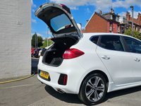 USED 2018 18 KIA CEED 1.6 CRDi GT-Line Hatchback 5dr Diesel Manual Euro 6 (s/s) (134 bhp) FULL SERVICE HISTORY -- SAT NAV -- CAR PLAY -- CRUISE -- PARKING SENSORS