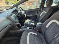 USED 2018 18 KIA CEED 1.6 CRDi GT-Line Hatchback 5dr Diesel Manual Euro 6 (s/s) (134 bhp) FULL SERVICE HISTORY -- SAT NAV -- CAR PLAY -- CRUISE -- PARKING SENSORS
