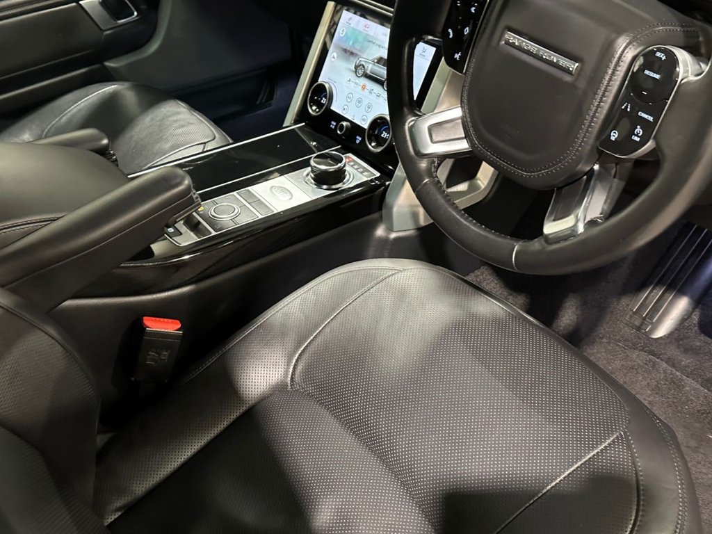 USED 2018 S LAND ROVER RANGE ROVER 3.0 TD V6 Vogue SUV 5dr Diesel Auto 4WD Euro 6 (s/s) (258 ps) 