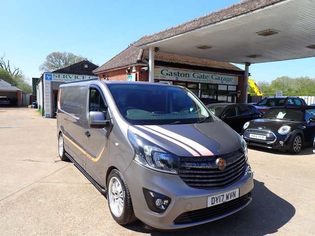 View our VAUXHALL VIVARO