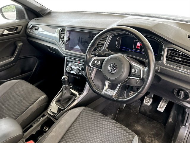 View our VOLKSWAGEN T-ROC