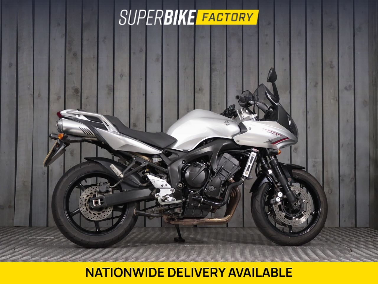 YAMAHA FZ6 FAZER