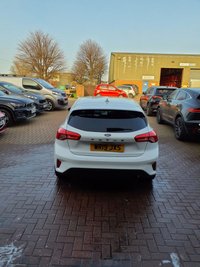 USED 2019 19 FORD FOCUS 1.0T EcoBoost Zetec Hatchback 5dr Petrol Auto Euro 6 (s/s) (125 ps) GREAT CONDITION AUTOMATIC ULEZ