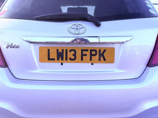 View our TOYOTA VITZ