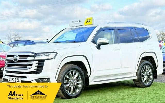 View our TOYOTA LAND CRUISER