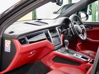 USED 2014 64 PORSCHE MACAN 3.6T V6 Turbo PDK 4WD Euro 6 (s/s) 5dr PAN ROOF + RED LEATHER