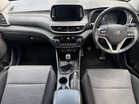 USED 2018 68 HYUNDAI TUCSON 1.6 GDi SE Nav SUV 5dr Petrol Manual Euro 6 (s/s) (132 ps) + SERVICE HISTORY + 17" ALLOY WHEELS + SIX (6) SPEED MANUAL GEARBOX + DAYTIME RUNNING LIGHTS + SATELLITE NAVIGATION + TOW BAR + AUTO HEADLIGHTS + REAR PARKING SENSORS + REAR CAMERA + DUAL CLIMATE CONTROL + CRUISE CONTROL + BLUETOOTH / TELEPHONE PREPARATION + RADIO / USB / DAB / MP3 PLAYER + MUCH MUCH MORE...
