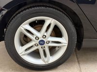 USED 2017 17 FORD FOCUS 1.5 TDCi Titanium Apple Car Play Hatchback 5 Door Diesel Manual Euro 6 (s/s) (120 ps) 8 SERVICES TO 59,556 MILES