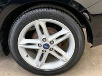 USED 2017 17 FORD FOCUS 1.5 TDCi Titanium Apple Car Play Hatchback 5 Door Diesel Manual Euro 6 (s/s) (120 ps) 8 SERVICES TO 59,556 MILES