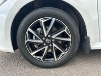 USED 2022 22 TOYOTA YARIS 1.5 VVT-h Design Hatchback 5dr Petrol Hybrid E-CVT Euro 6 (s/s) (116 ps) FULL SERVICE HISTORY