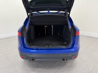 USED 2017 67 JAGUAR F-PACE 2.0 P250i Portfolio SUV 5dr Petrol Auto AWD Euro 6 (s/s) (250 ps) FIXED PANORAMIC ROOF + HEATED STEERING WHEEL + DIGITAL DASHBOARD + REAR-VIEW CAMERA