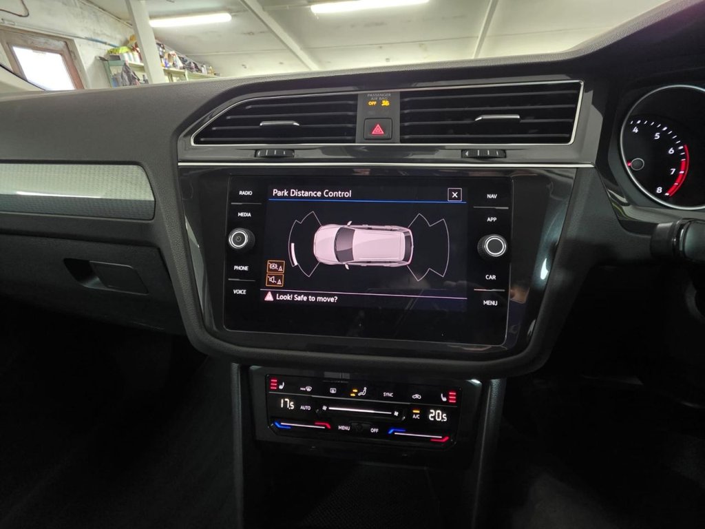USED 2022 22 VOLKSWAGEN TIGUAN 1.5 TSI Life SUV 5dr Petrol DSG Euro 6 (s/s) (150 ps) SatNav - Sensors!