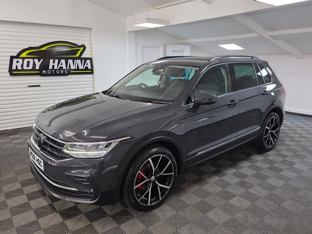 USED 2022 22 VOLKSWAGEN TIGUAN 1.5 TSI Life SUV 5dr Petrol Manual Euro 6 (s/s) (150 ps) Bluetooth - SatNav - Sensors!