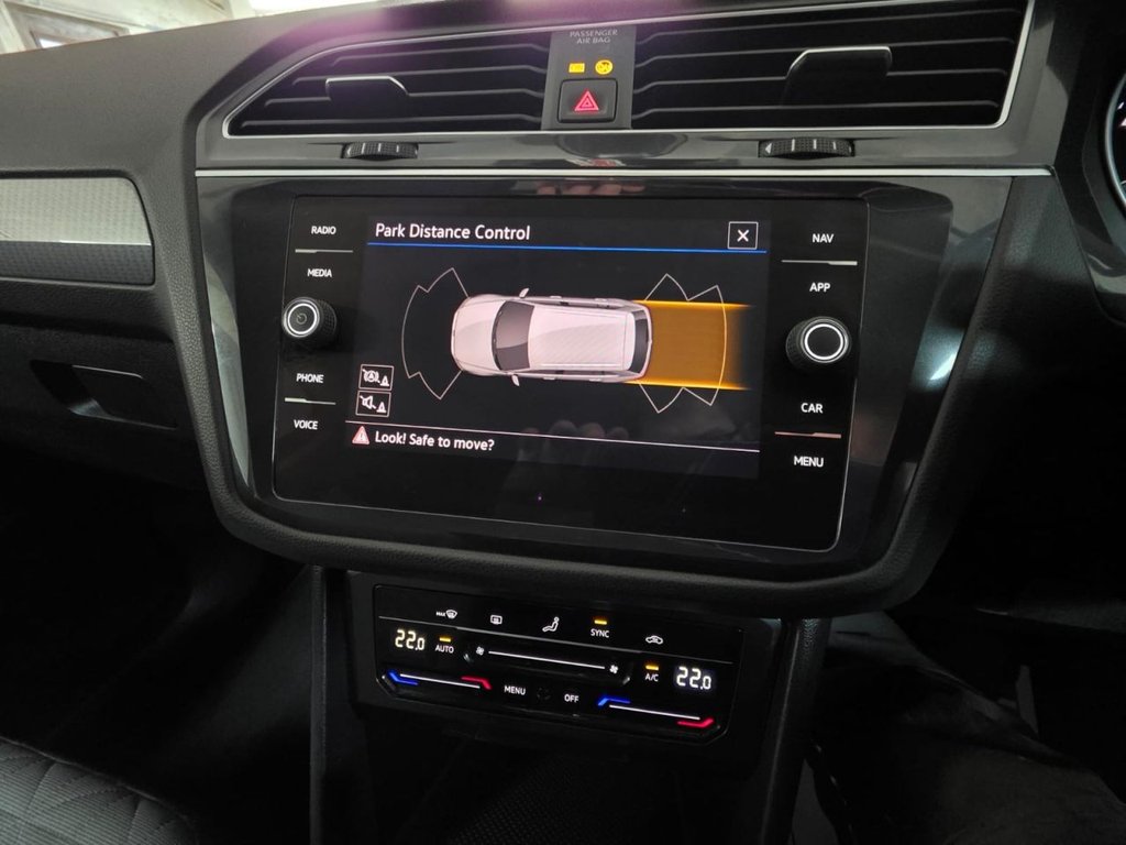 USED 2022 22 VOLKSWAGEN TIGUAN 1.5 TSI Life SUV 5dr Petrol Manual Euro 6 (s/s) (150 ps) Bluetooth - SatNav - Sensors!