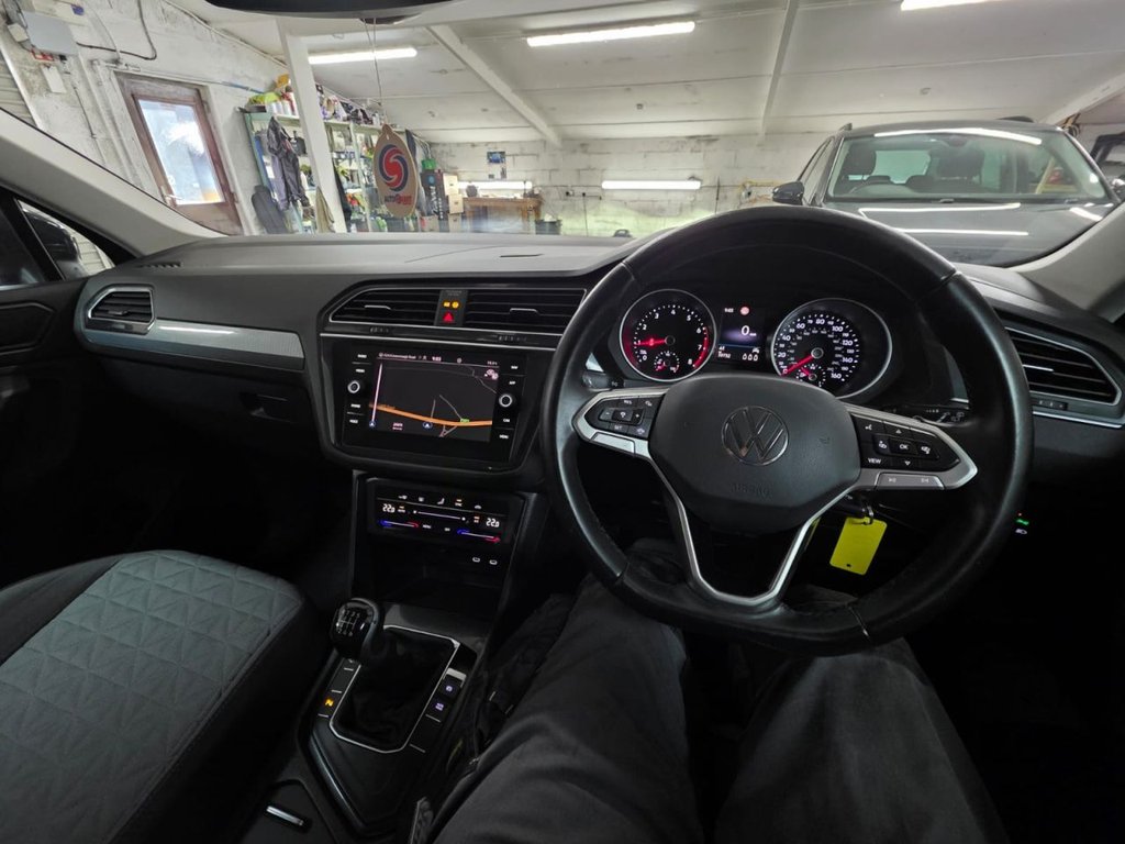 USED 2022 22 VOLKSWAGEN TIGUAN 1.5 TSI Life SUV 5dr Petrol Manual Euro 6 (s/s) (150 ps) Bluetooth - SatNav - Sensors!