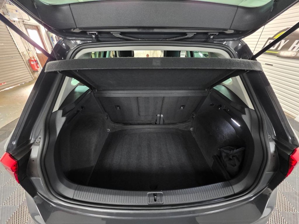 USED 2022 22 VOLKSWAGEN TIGUAN 1.5 TSI Life SUV 5dr Petrol Manual Euro 6 (s/s) (150 ps) Bluetooth - SatNav - Sensors!
