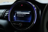 USED 2020 70 MINI HATCH 1.5 Cooper Classic Hatchback 3dr Petrol Manual Euro 6 (s/s) (136 ps) AMBIENT LIGHTING BLACK ROOF/MIRRORS