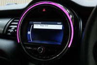 USED 2020 70 MINI HATCH 1.5 Cooper Classic Hatchback 3dr Petrol Manual Euro 6 (s/s) (136 ps) AMBIENT LIGHTING BLACK ROOF/MIRRORS