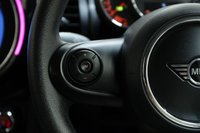 USED 2020 70 MINI HATCH 1.5 Cooper Classic Hatchback 3dr Petrol Manual Euro 6 (s/s) (136 ps) AMBIENT LIGHTING BLACK ROOF/MIRRORS