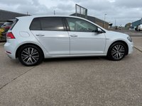 USED 2020 69 VOLKSWAGEN GOLF 1.5 TSI EVO SE Nav Hatchback 5dr Petrol Manual Euro 6 (s/s) (130 ps) 