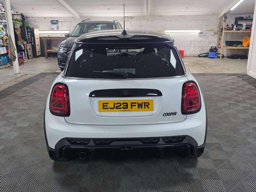 USED 2023 23 MINI HATCH 1.5 Cooper Sport Hatchback 3dr Petrol Steptronic Euro 6 (s/s) (136 ps) SatNav - Parking Sensors!
